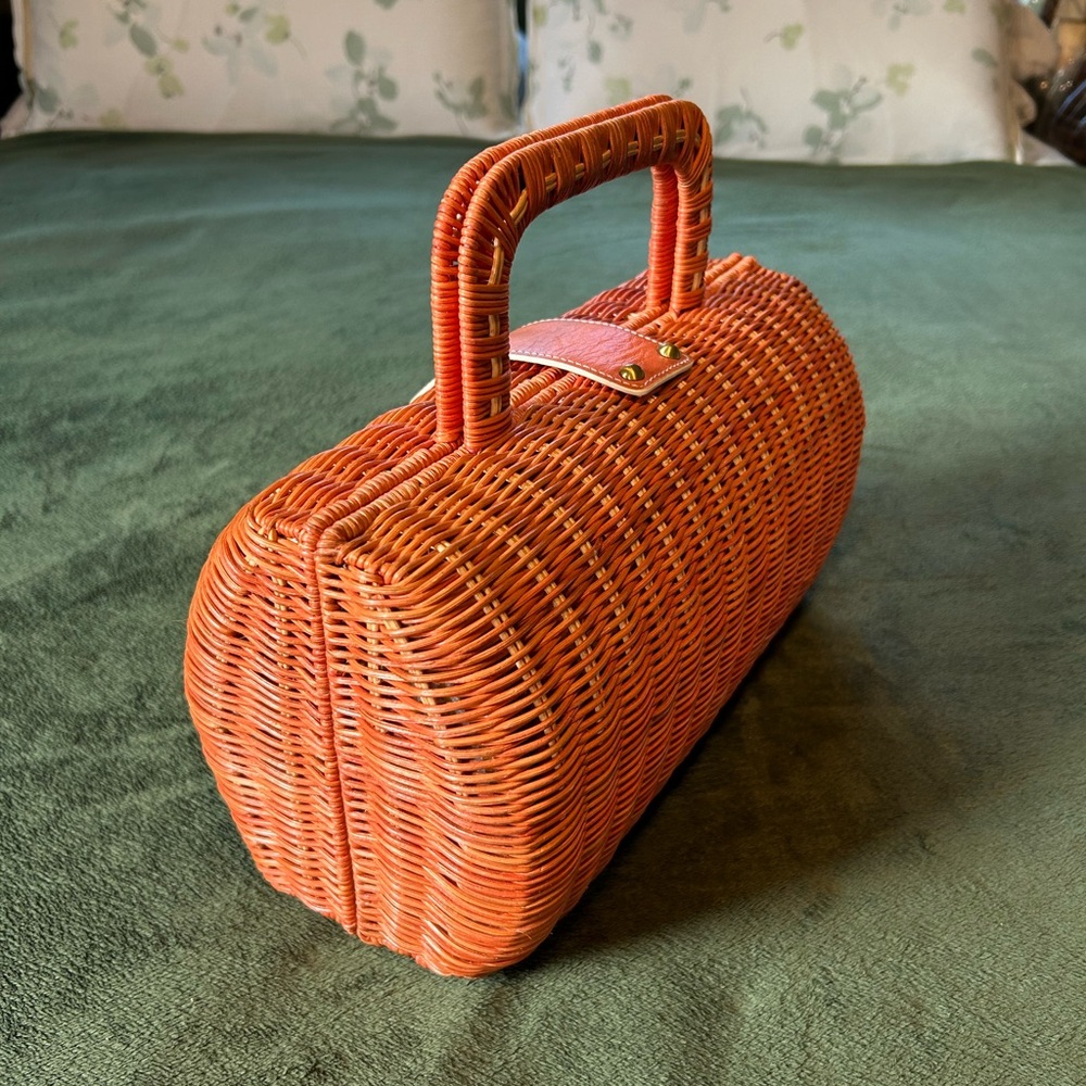 Maxx New York Orange Woven Barrel Clutch - Picture 2 of 13